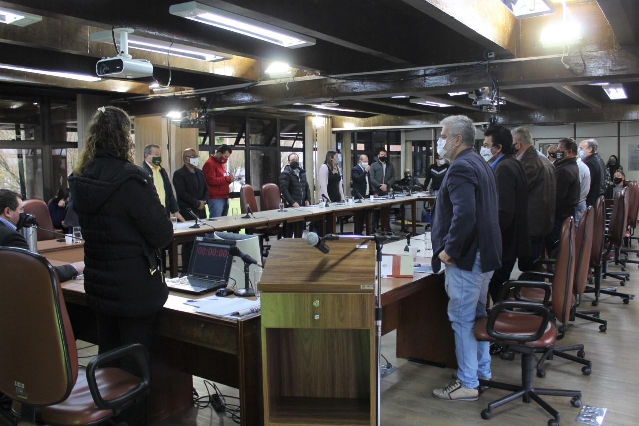 A proposta foi rejeitada por 20 votos a um nesta ter&ccedil;a-feira