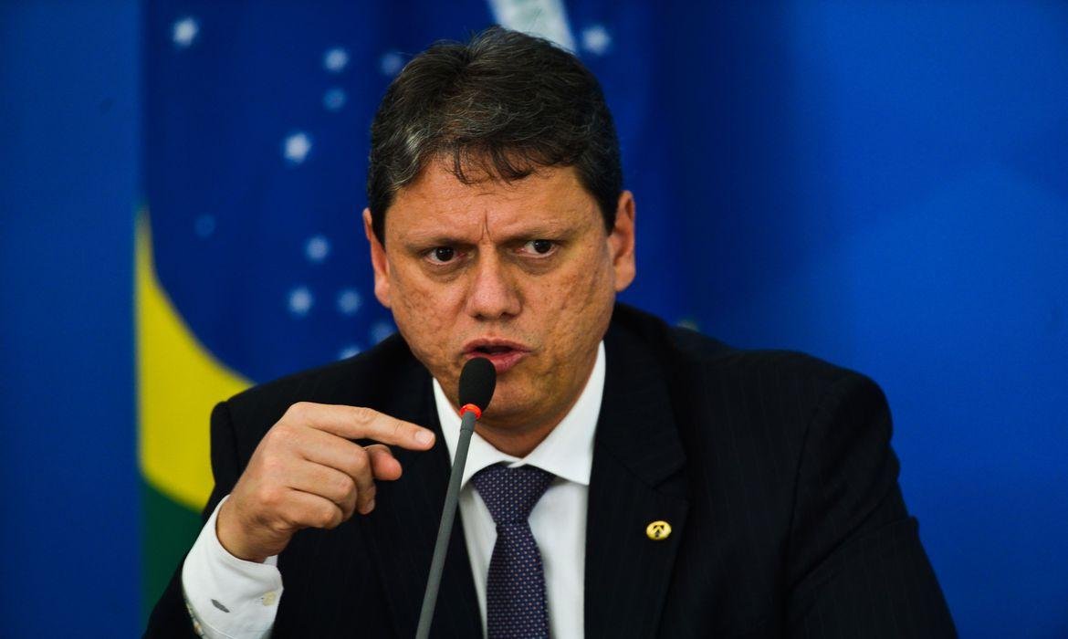 Ministro fez uma live promovida pelo deputado Evair de Melo (PP-ES) para falar da concess&atilde;o da BR-381/262