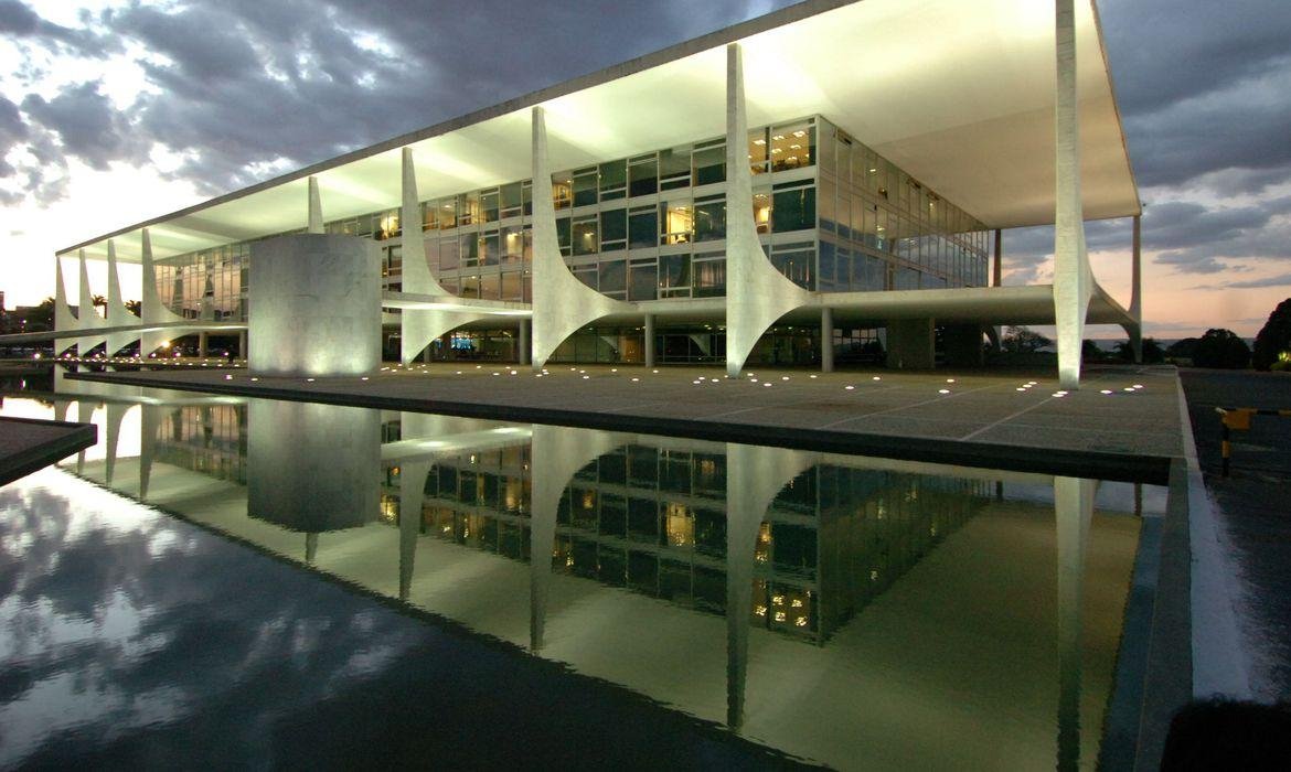 Nomes dos servidores escolhidos pelo governo n&atilde;o foram divulgados