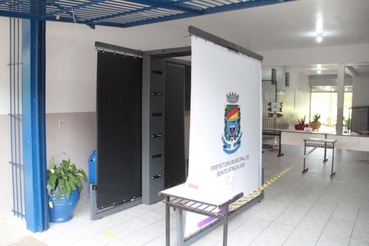 Cabines foram instaladas em educand&aacute;rios de Bento Gon&ccedil;alves
