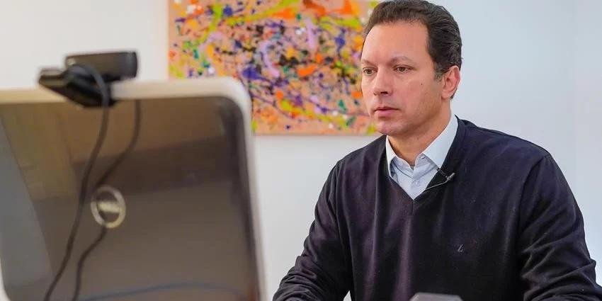 Prefeito debateu com entidades empresariais a flexibiliza&ccedil;&atilde;o