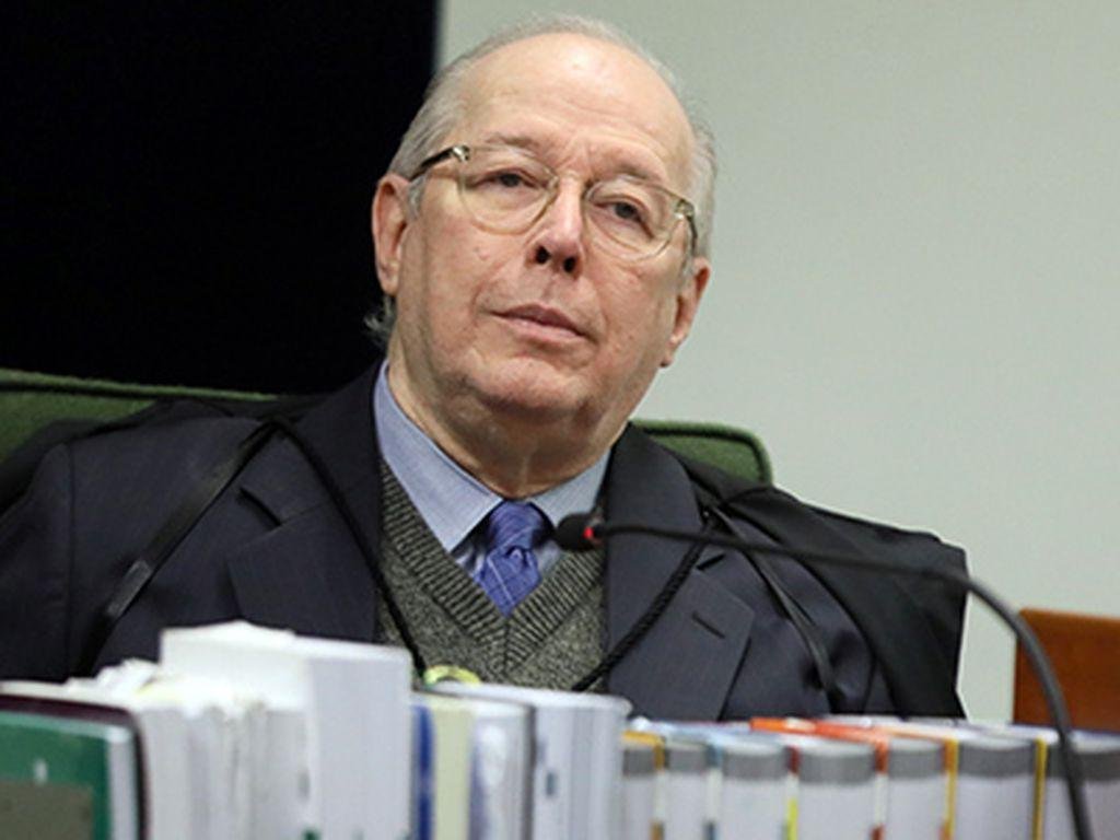 Mello entregou pedido de licen&ccedil;a m&eacute;dica nesta quarta-feira