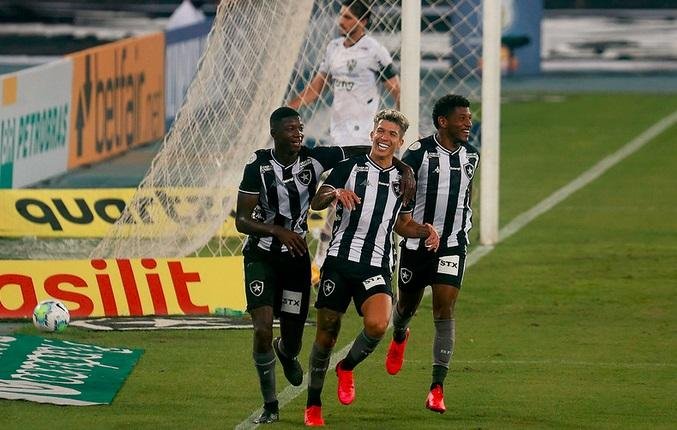 Comandados de Altuori superaram os de Sampaoli
