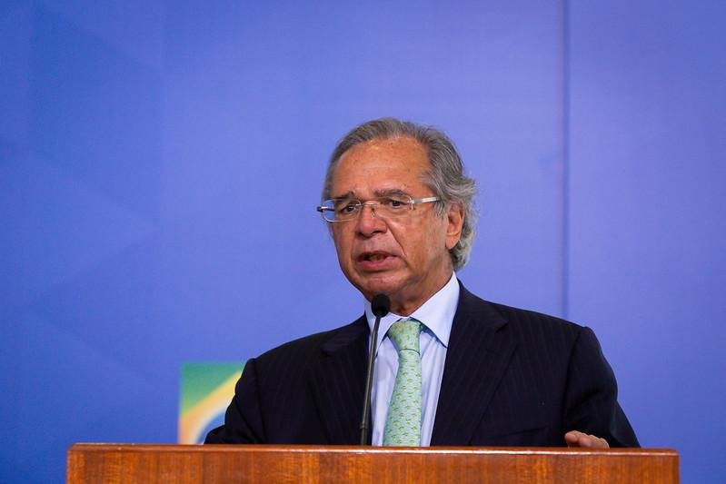 Guedes prometeu ainda que o governo anunciar&aacute; na pr&oacute;xima ter&ccedil;a o novo programa social do governo, o Renda Brasil