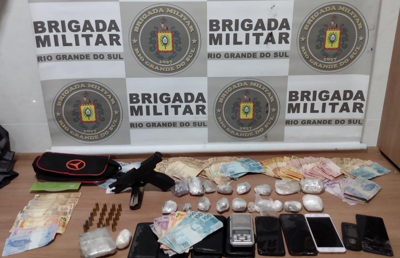 As pris&otilde;es ocorreram na noite de s&aacute;bado, no bairro Costa Sul, em Santa Cruz do Sul