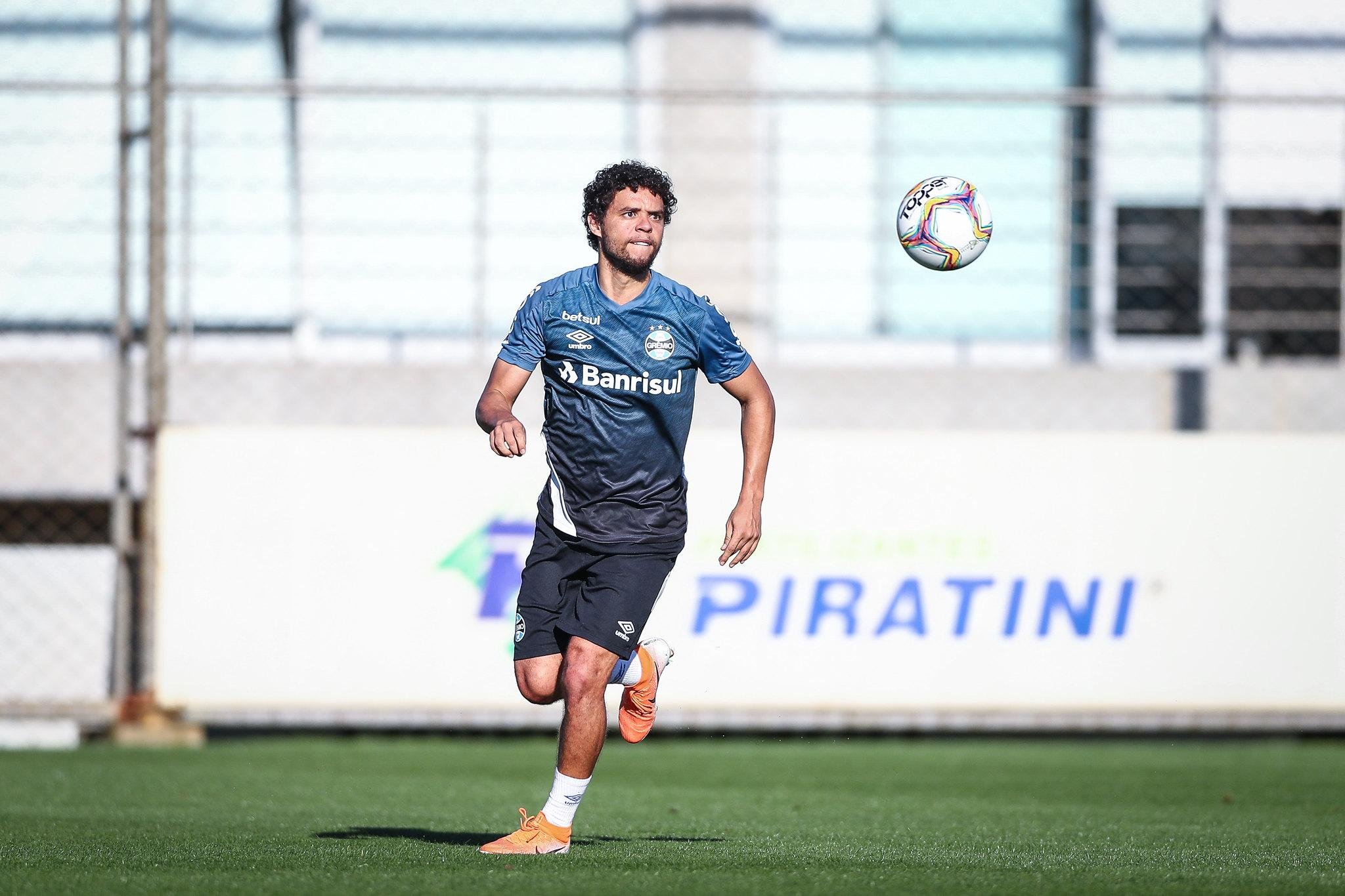 Victor Ferraz deve estar &agrave; disposi&ccedil;&atilde;o para duelo contra o Caxias