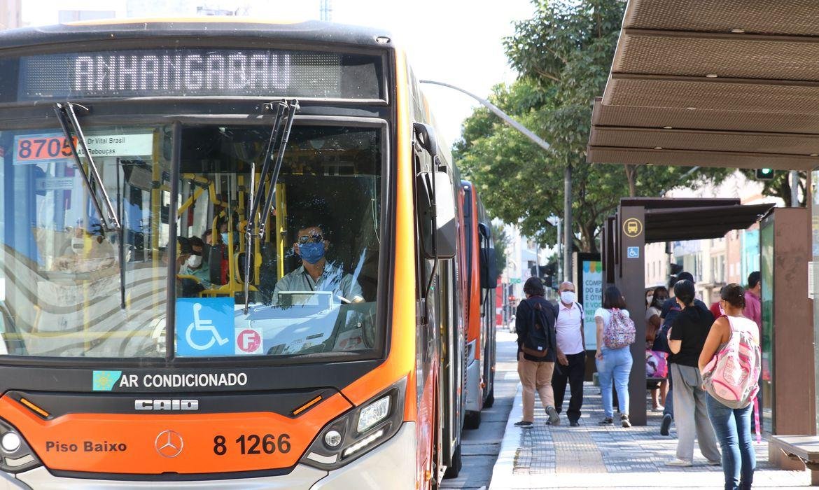 Transportes somam 30% das participa&ccedil;&otilde;es do setor