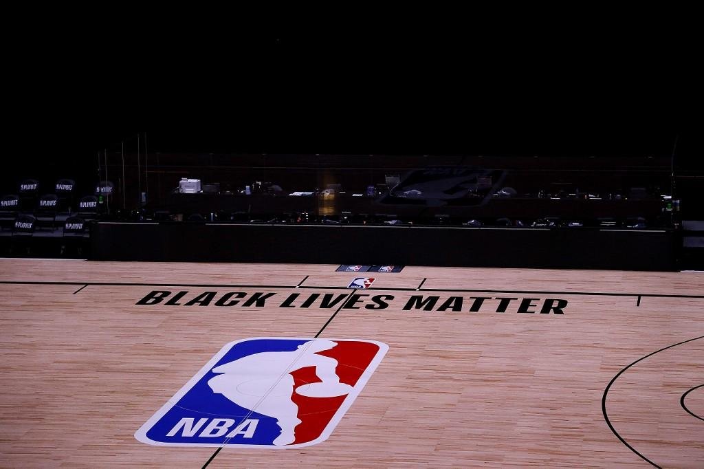 Partidas da NBA foram suspensas ap&oacute;s bloicote dos jogadores