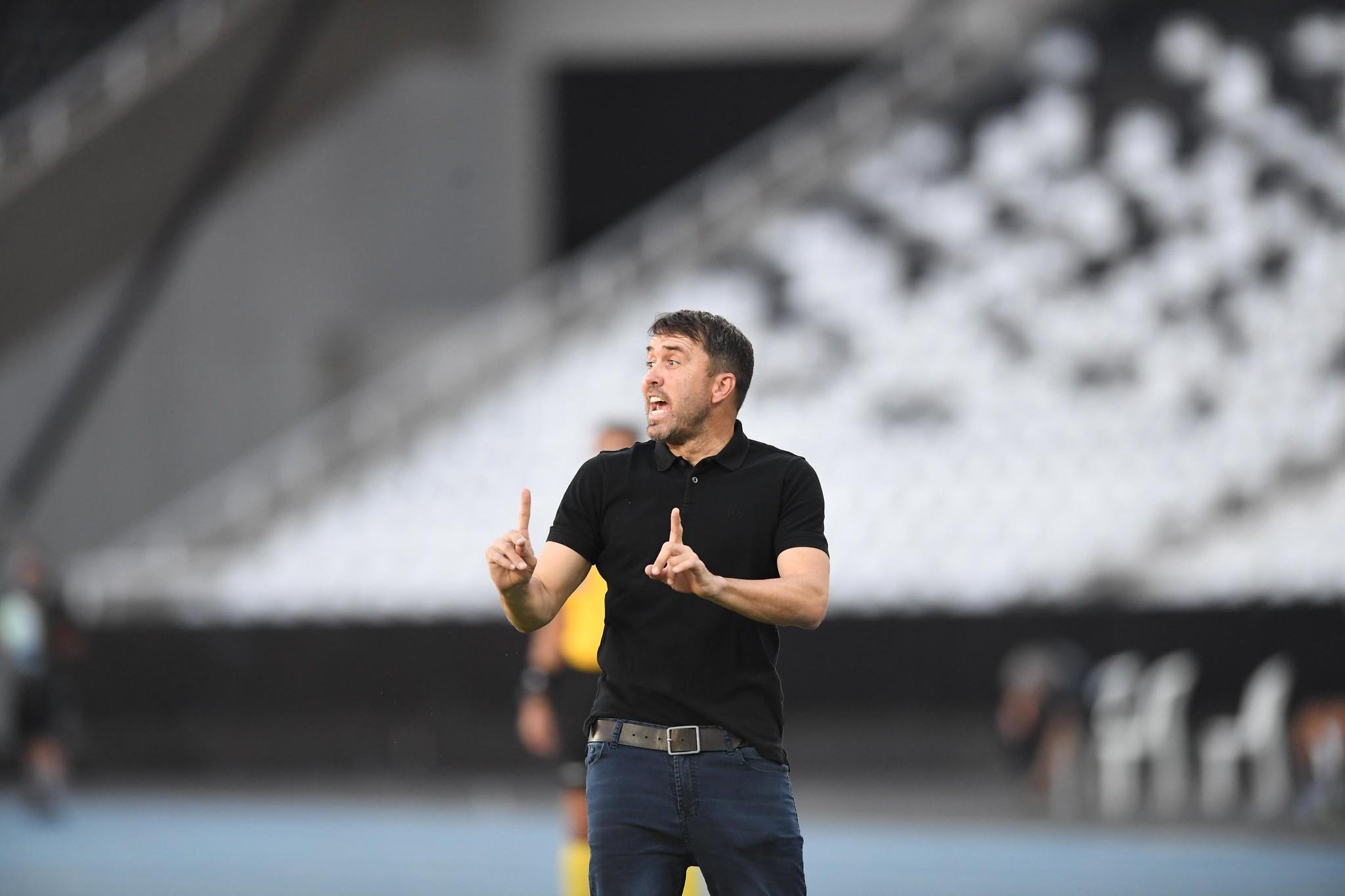 Inter de Coudet lidera o Brasileir&atilde;o ap&oacute;s seis rodadas