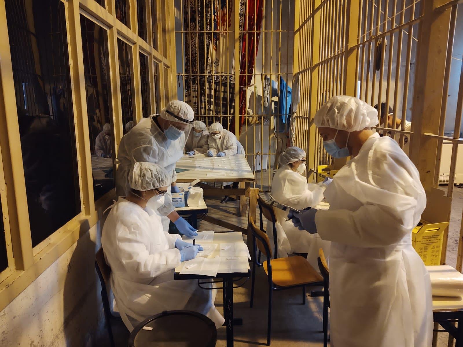 Segundo a enfermeira Jacqueline Silva de Oliveira, que faz a ger&ecirc;ncia das UBSs que existem dentro das duas casas prisionais de Caxias do Sul
