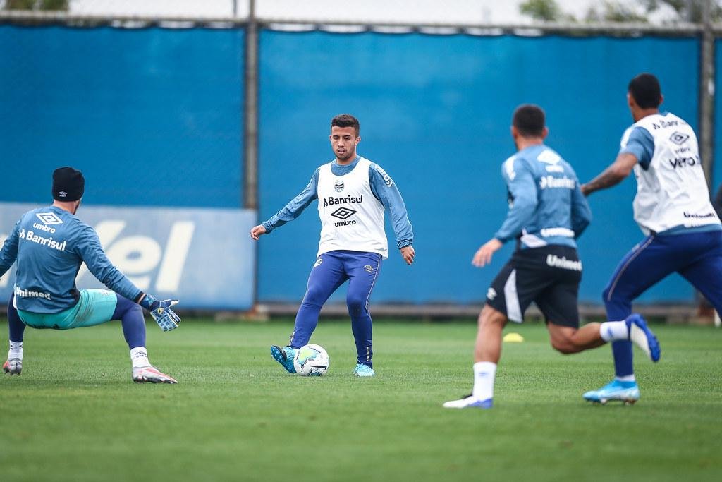 Matheus Henrique confia que conquista do Gauch&atilde;o dar&aacute; ainda mais confian&ccedil;a para o Gr&ecirc;mio voltar a vencer no Brasileir&atilde;o