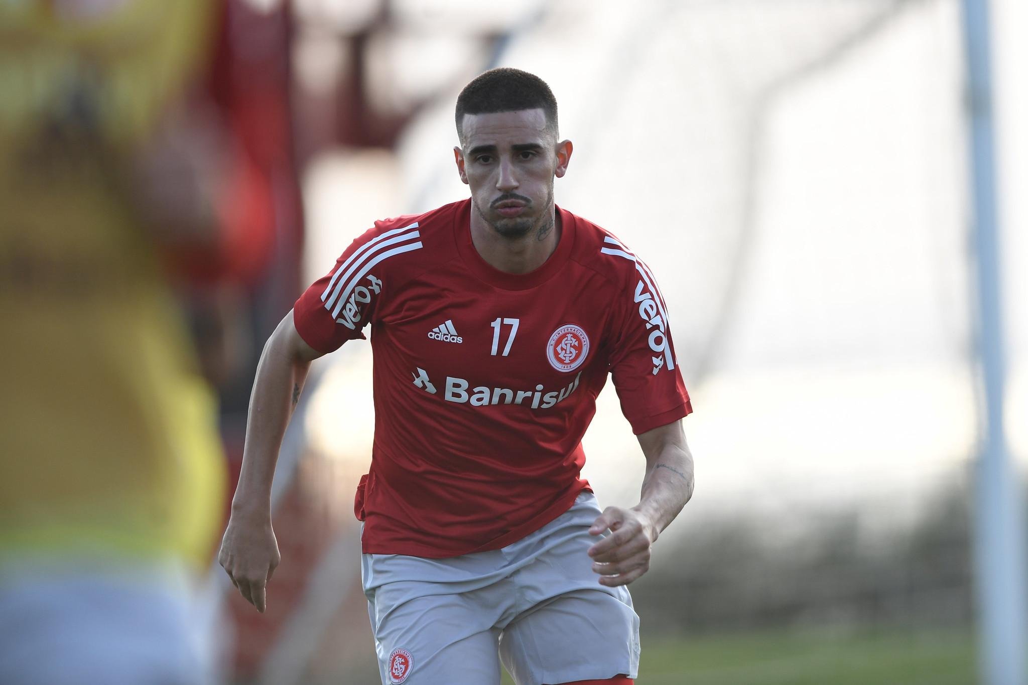 Inter de Thiago Galhardo busca manter vantagem na lideran&ccedil;a do Brasileir&atilde;o