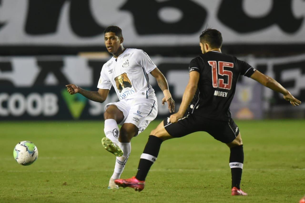 Santos e Vasco empataram em 2 a 2 nesta quarta-feira