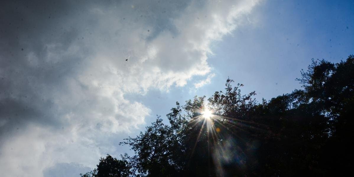 Em Porto Alegre, o dia ser&aacute; de sol entre nuvens