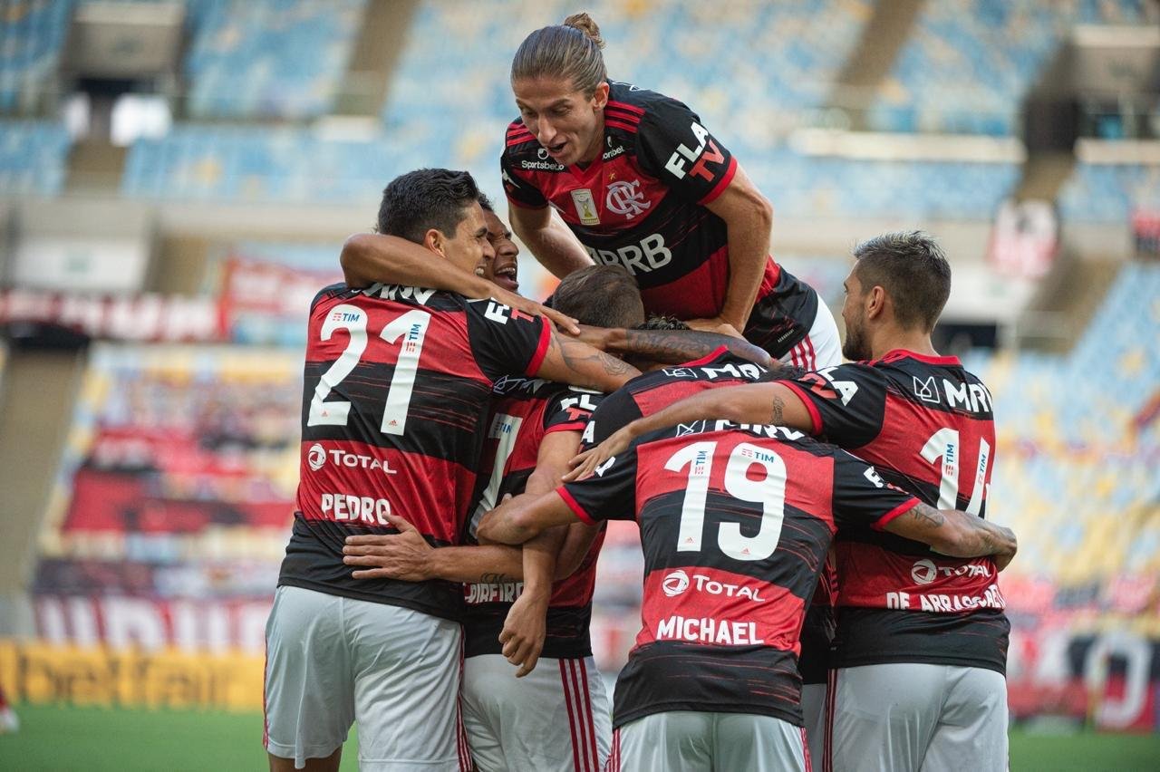 Flamengo venceu o terceiro jogo seguido no Brasileir&atilde;o