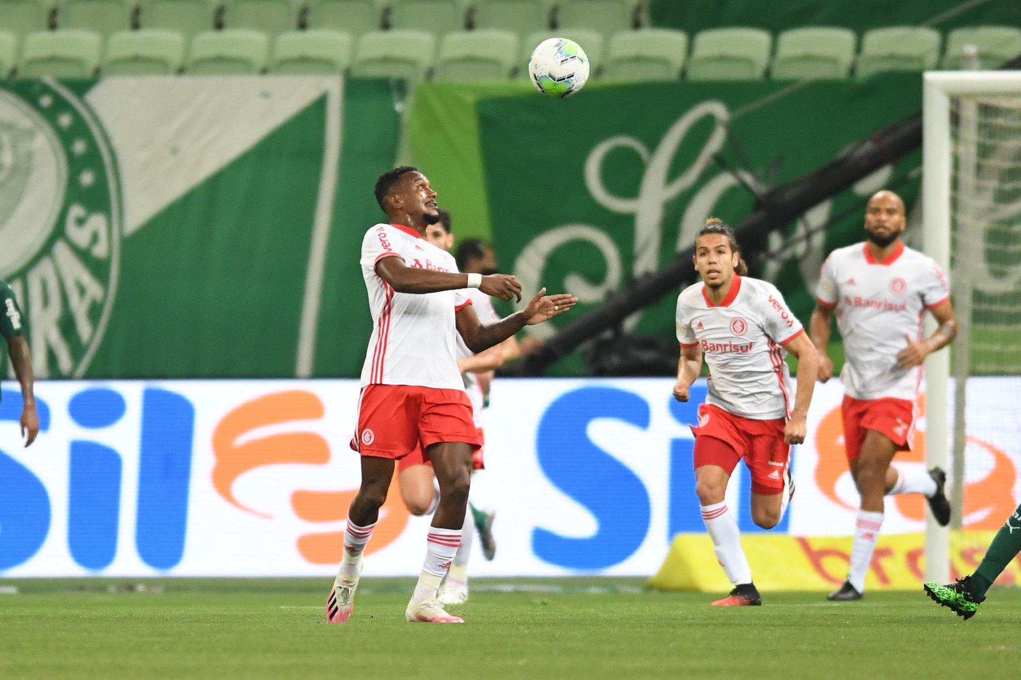 Edenilson destacou nivelamento do Brasileir&atilde;o para valorizar campanha do Inter