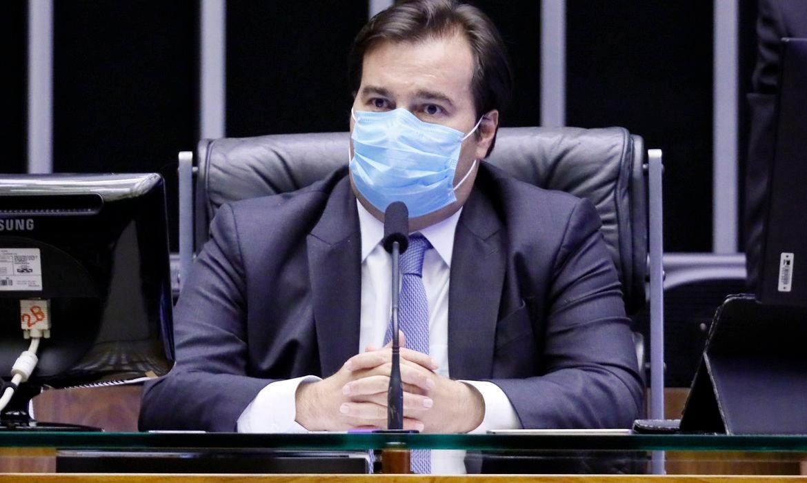 Maia disse n&atilde;o haver problema se Bolsonaro vetar projeto