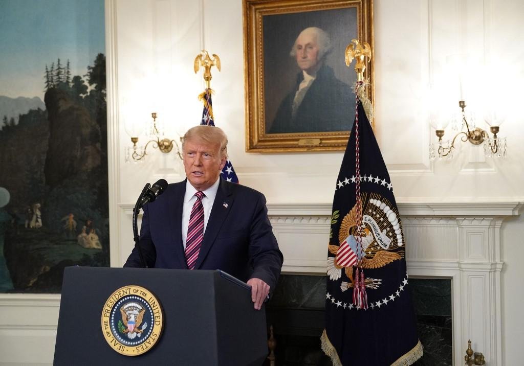 Pesquisas de opini&atilde;o mostram que dois ter&ccedil;os dos americanos desaprovam as a&ccedil;&otilde;es de Trump