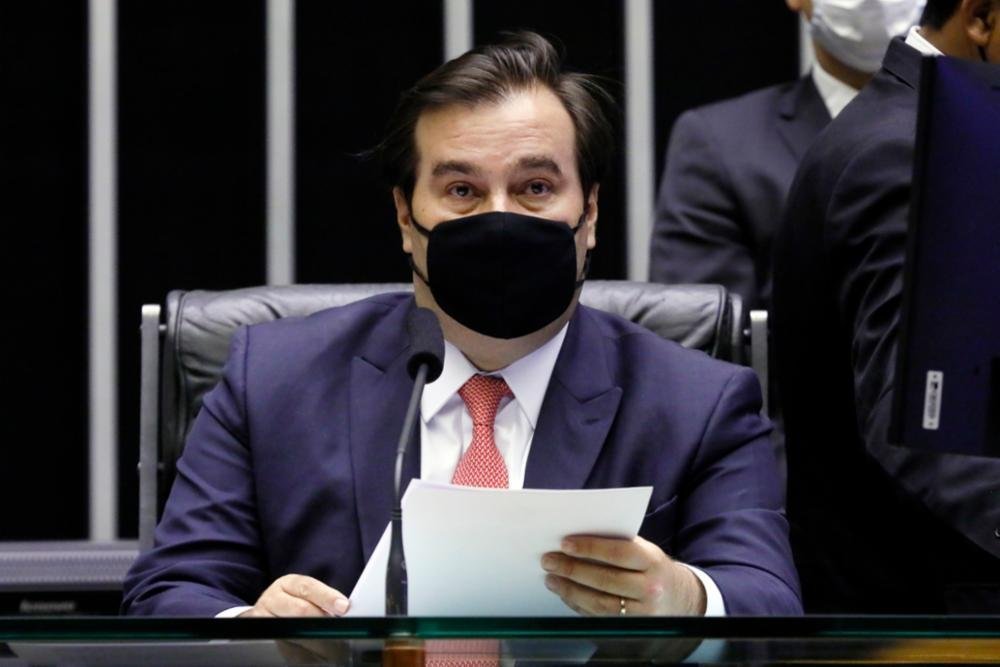 Para Rodrigo Maia, "n&atilde;o d&aacute; para mais para que munic&iacute;pios fiquem com as responsabilidades e a Uni&atilde;o com os recursos"