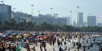 Apesar da pandemia, praias do Rio de Janeiro ficaram lotadas nos últimos finais de semana