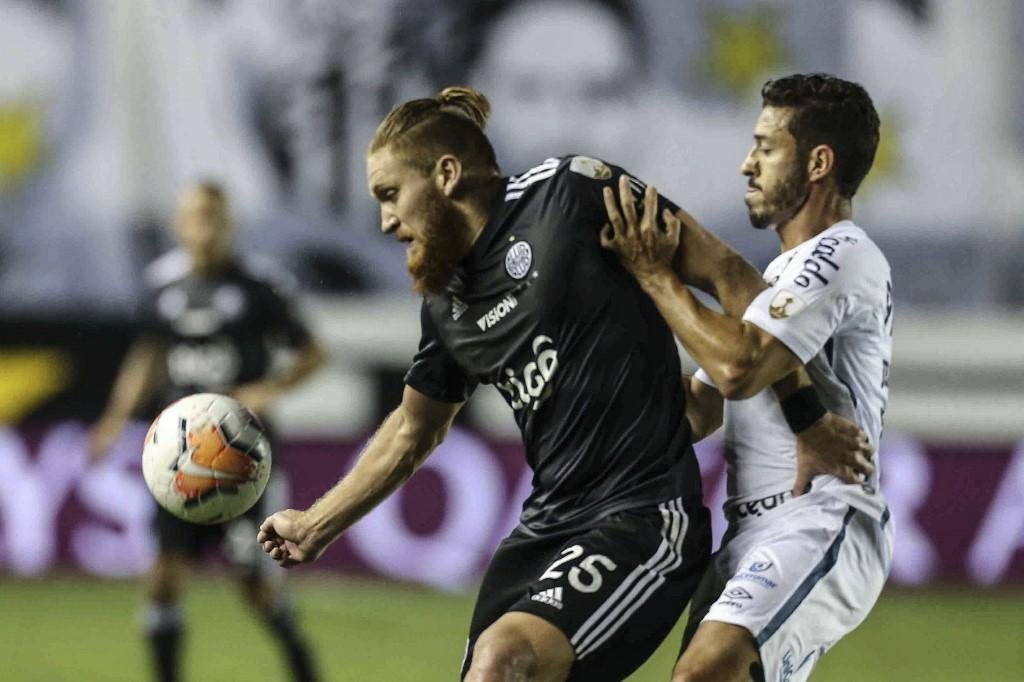 Santos ficou no 0 a 0 na Vila com um jogador a mais no segundo tempo