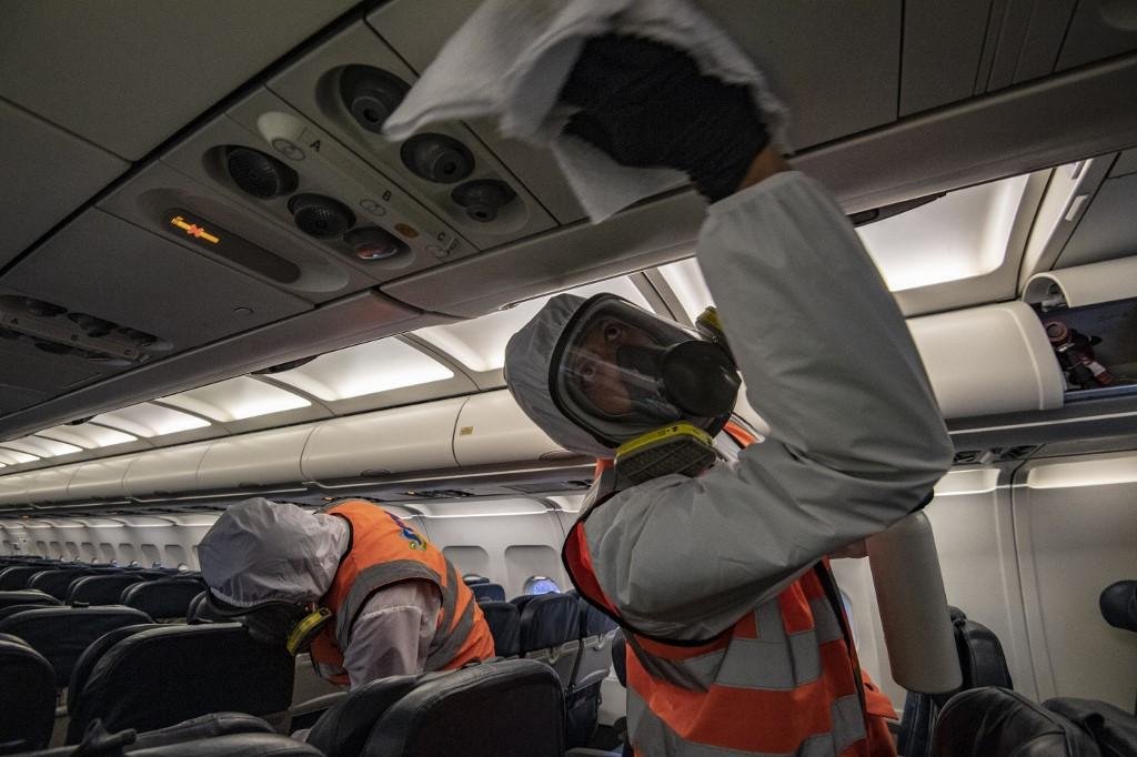 "Depender de testes de laborat&oacute;rio para viajantes &eacute; caro", disse Etienne