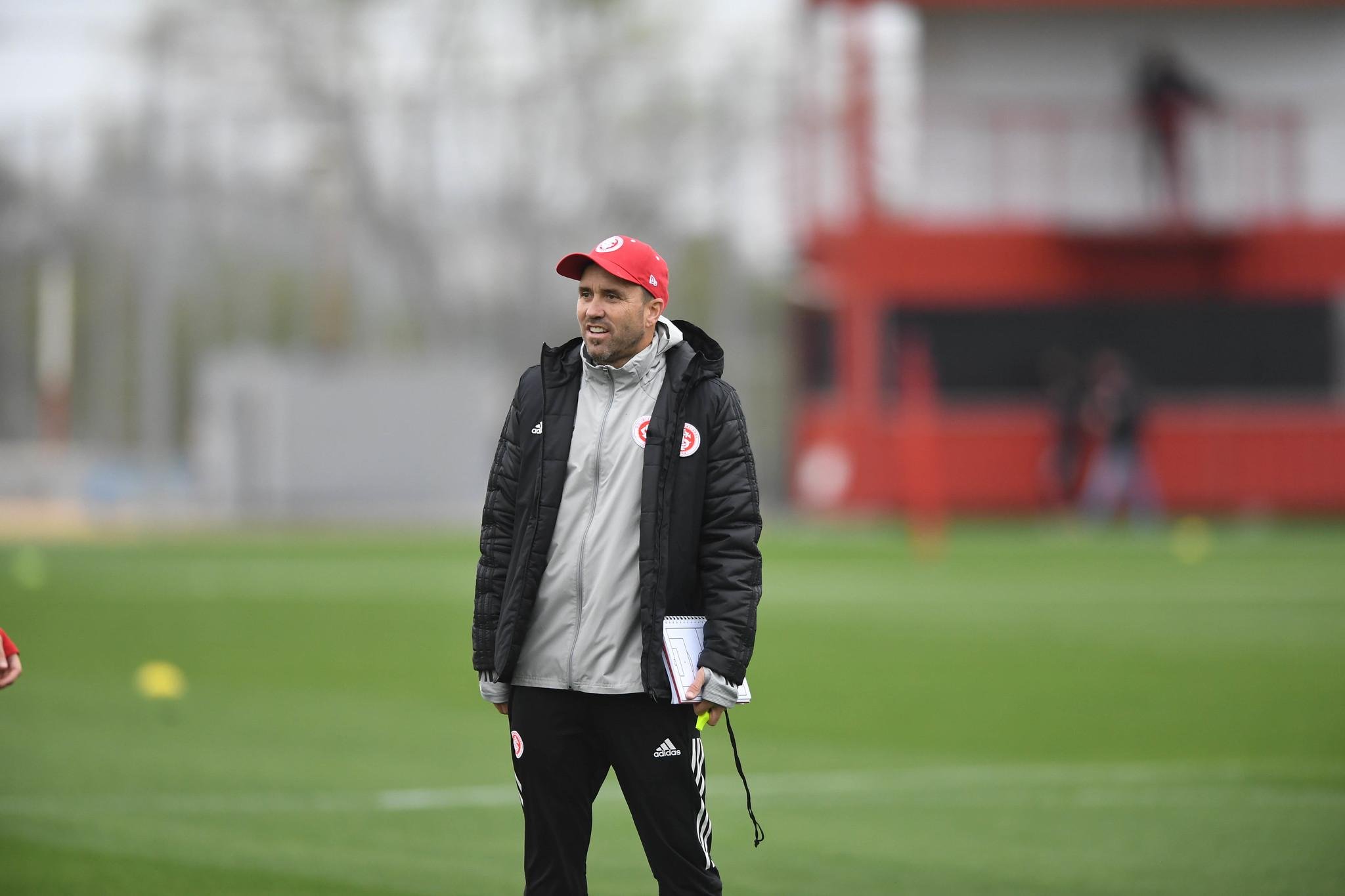 Eduardo Coudet falou sobre a rivalidade Gre-Nal, as dificuldades do Inter e projetou a sequ&ecirc;ncia das competi&ccedil;&otilde;es