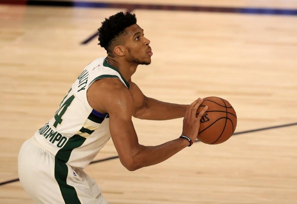 "N&atilde;o me chame de "duas vezes vencedor do MVP" enquanto eu n&atilde;o for campe&atilde;o", declarou o grego