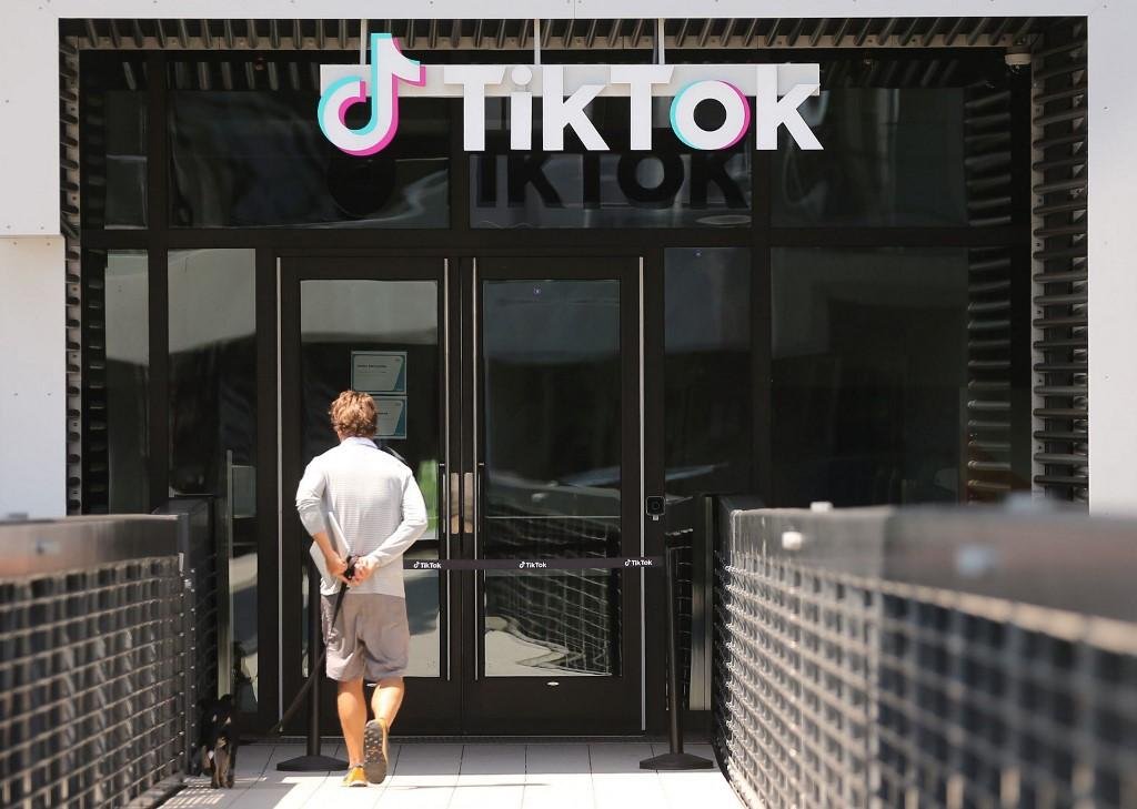 Trump pressiona para que chineses vendam TikTok para companhia dos EUA