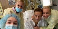 Alexei Navalny está hospitalizado em Berlim, mas passa bem