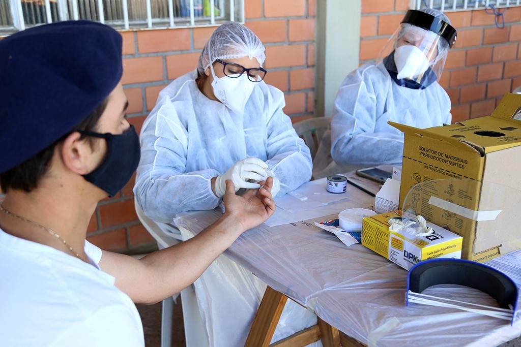 Primeiro grupo testado foi de profissionais relacionados a provas e exposi&ccedil;&atilde;o de animais