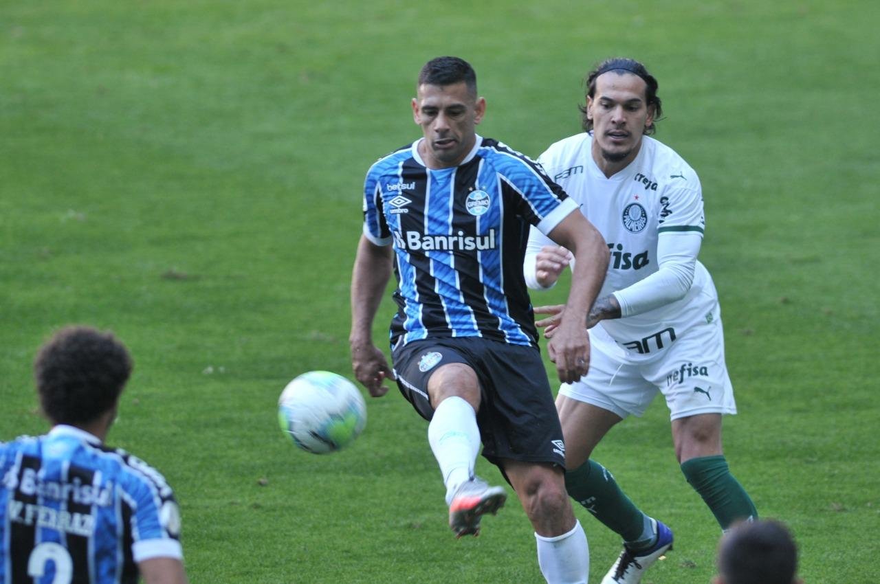 Diego Souza admite queda de rendimento devido a diminui&ccedil;&atilde;o dos gols marcados