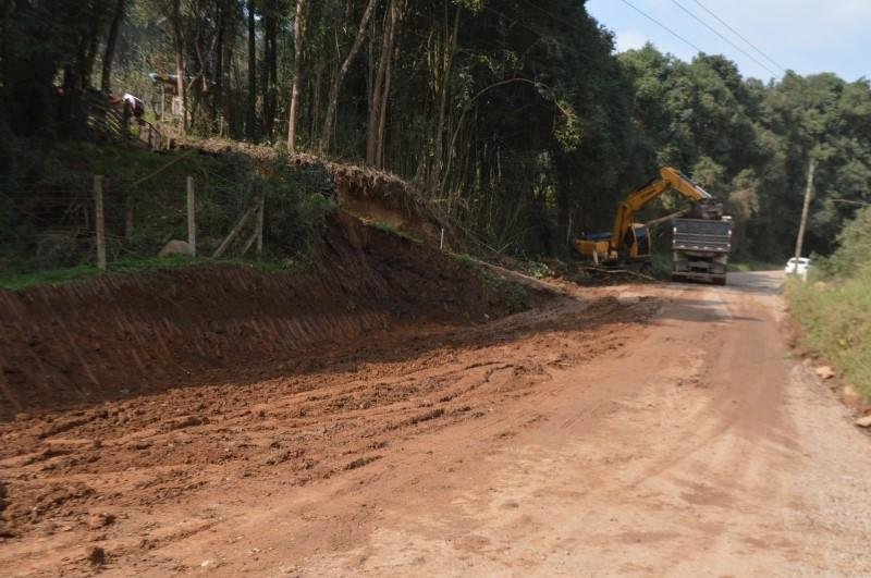 Orienta&ccedil;&atilde;o &eacute; buscar vias alternativas, como a Estrada de S&atilde;o Jo&atilde;o/S&atilde;o Valentim ou pela ERS 122