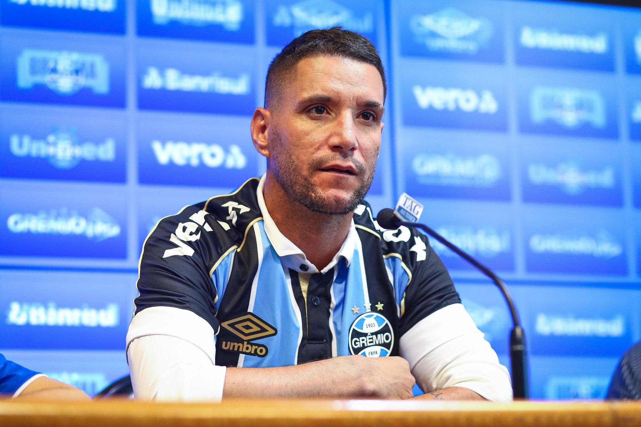 Jogador relatou que teve frustrada a expectativa de renova&ccedil;&atilde;o autom&aacute;tica de contrato para 2021