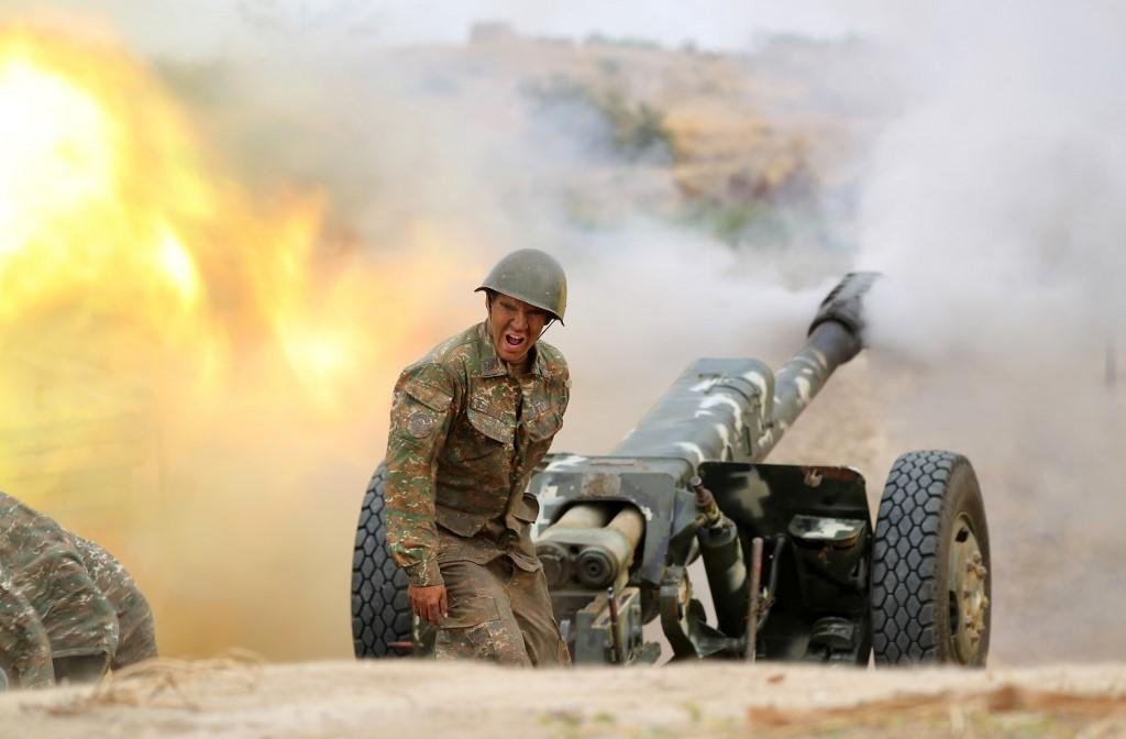 Conflito entre Azerbaij&atilde;o e separatistas arm&ecirc;nios entra no terceiro dia