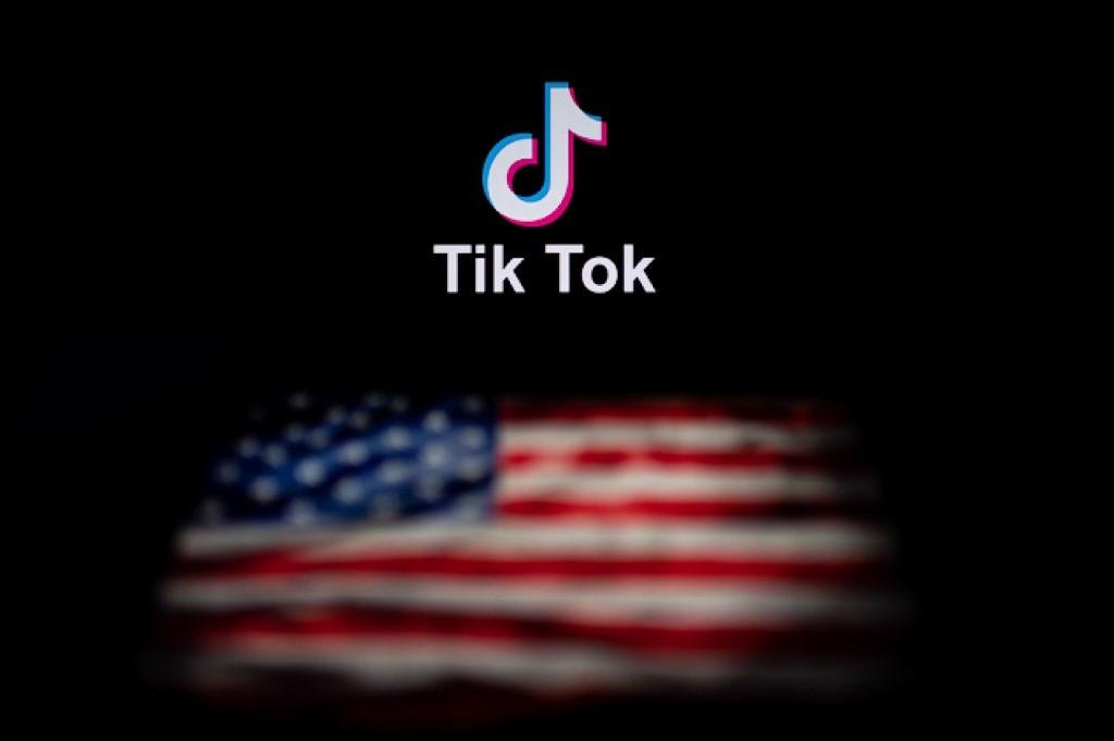 Sem provas, Washington acusa o Tiktok e ser uma amea&ccedil;a &agrave; seguran&ccedil;a nacional
