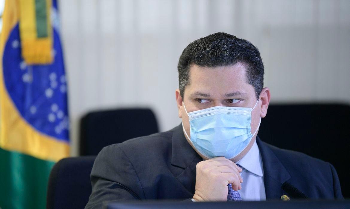 PGR arquiva reclama&ccedil;&atilde;o contra Davi Alcolumbre