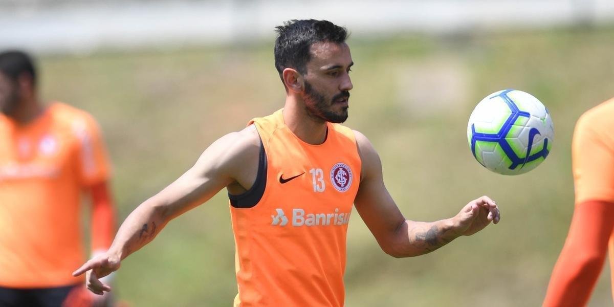 Uendel espera Inter capaz de retomar vit&oacute;rias no Gre-Nal