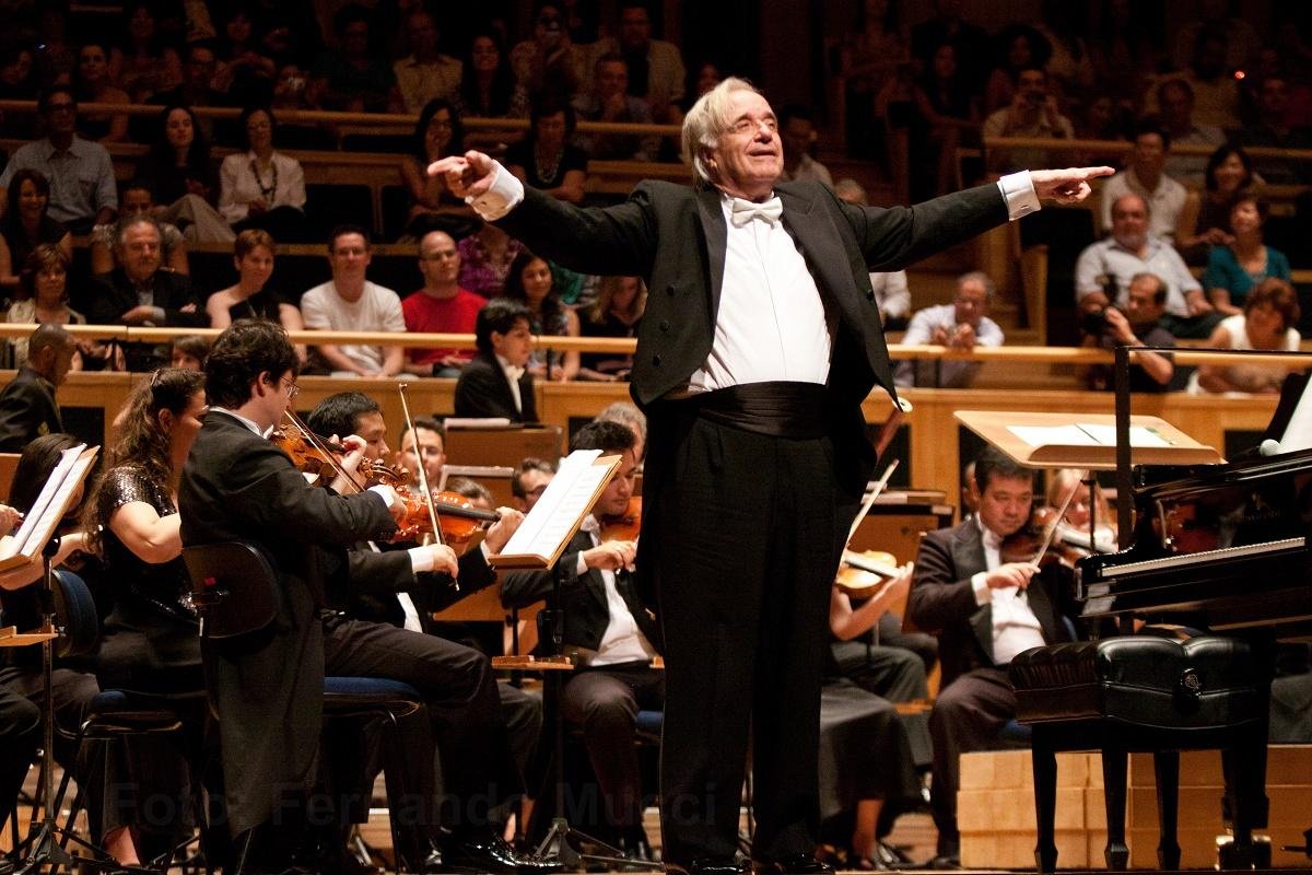 Maestro Jo&atilde;o Carlos Martins e Bachiana Filarm&ocirc;nica Sesi-SP