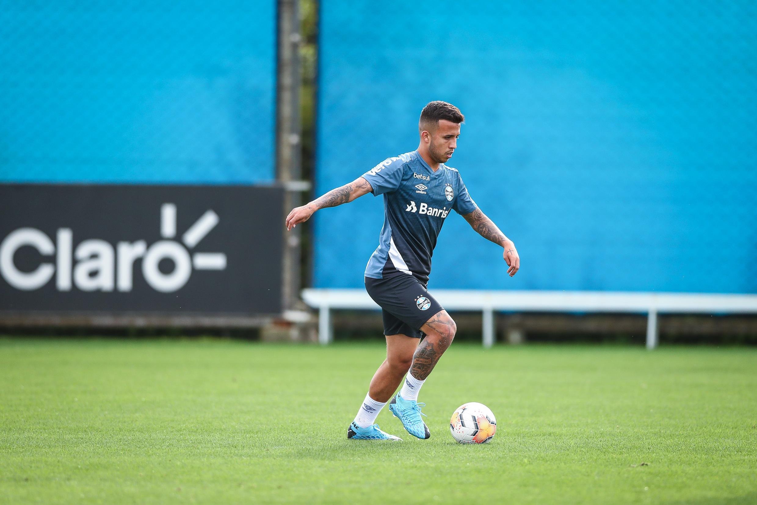Matheus Henrique quer Gr&ecirc;mio focado na recupera&ccedil;&atilde;o pelo Brasileir&atilde;o