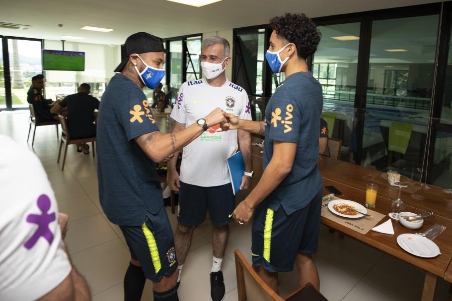 Marquinhos e Neymar se recuperaram da Covid-19