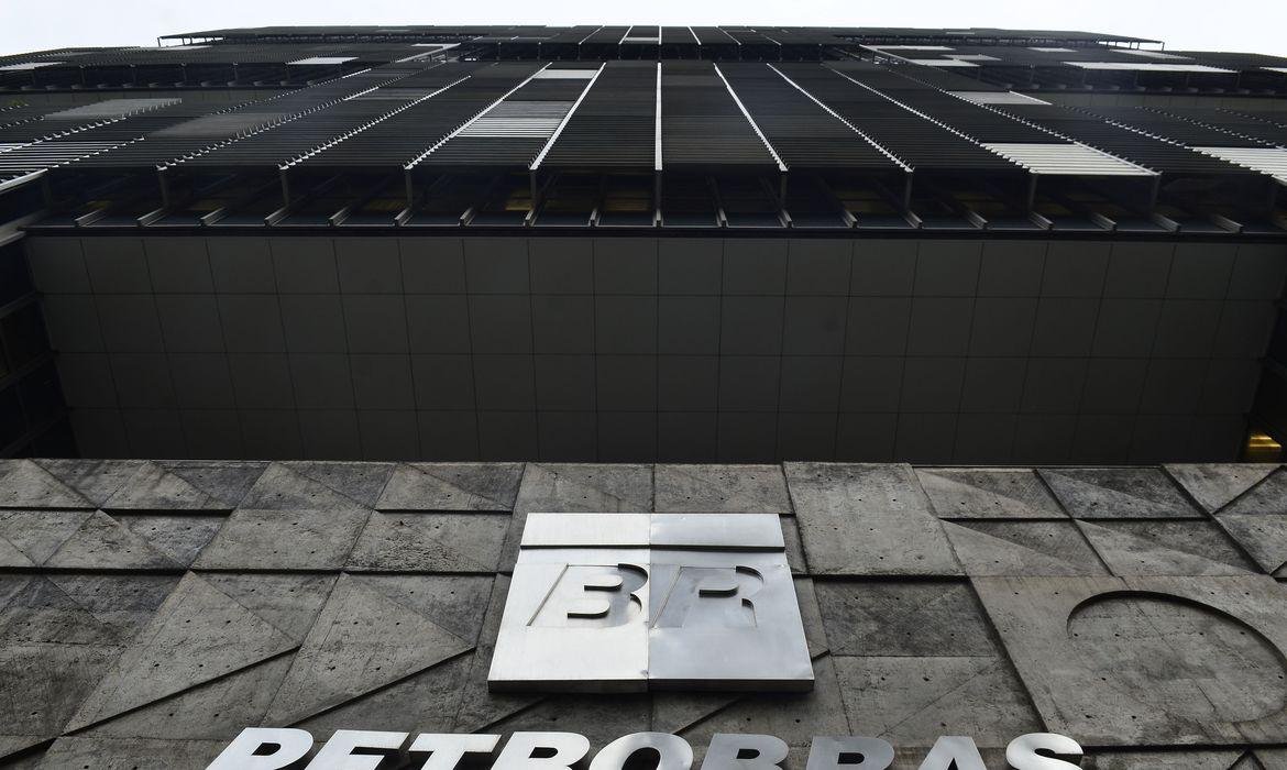 Acordos da Petrobras funcionavam &agrave; base de propina