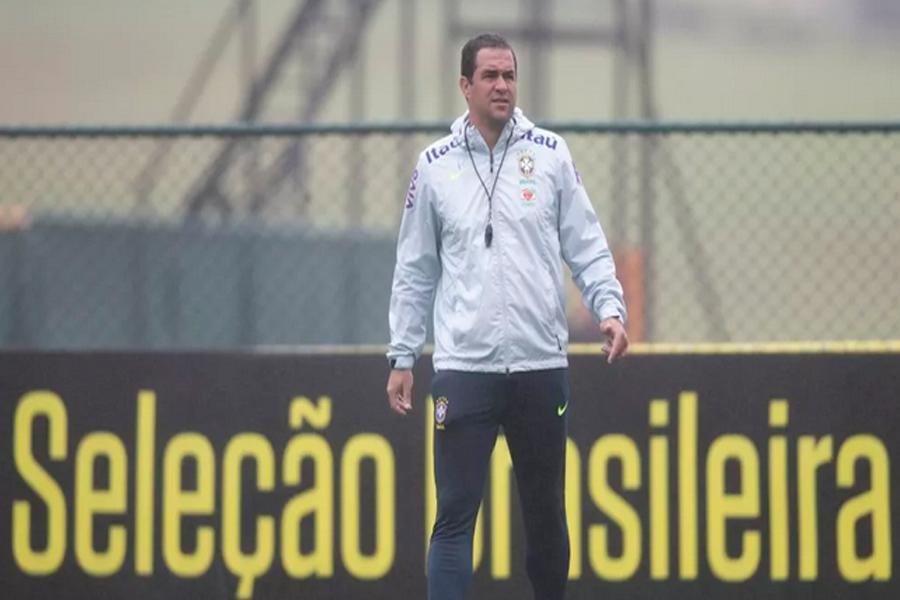 Andr&eacute; Jardine divulgou lista de convocados nesta quarta-feira