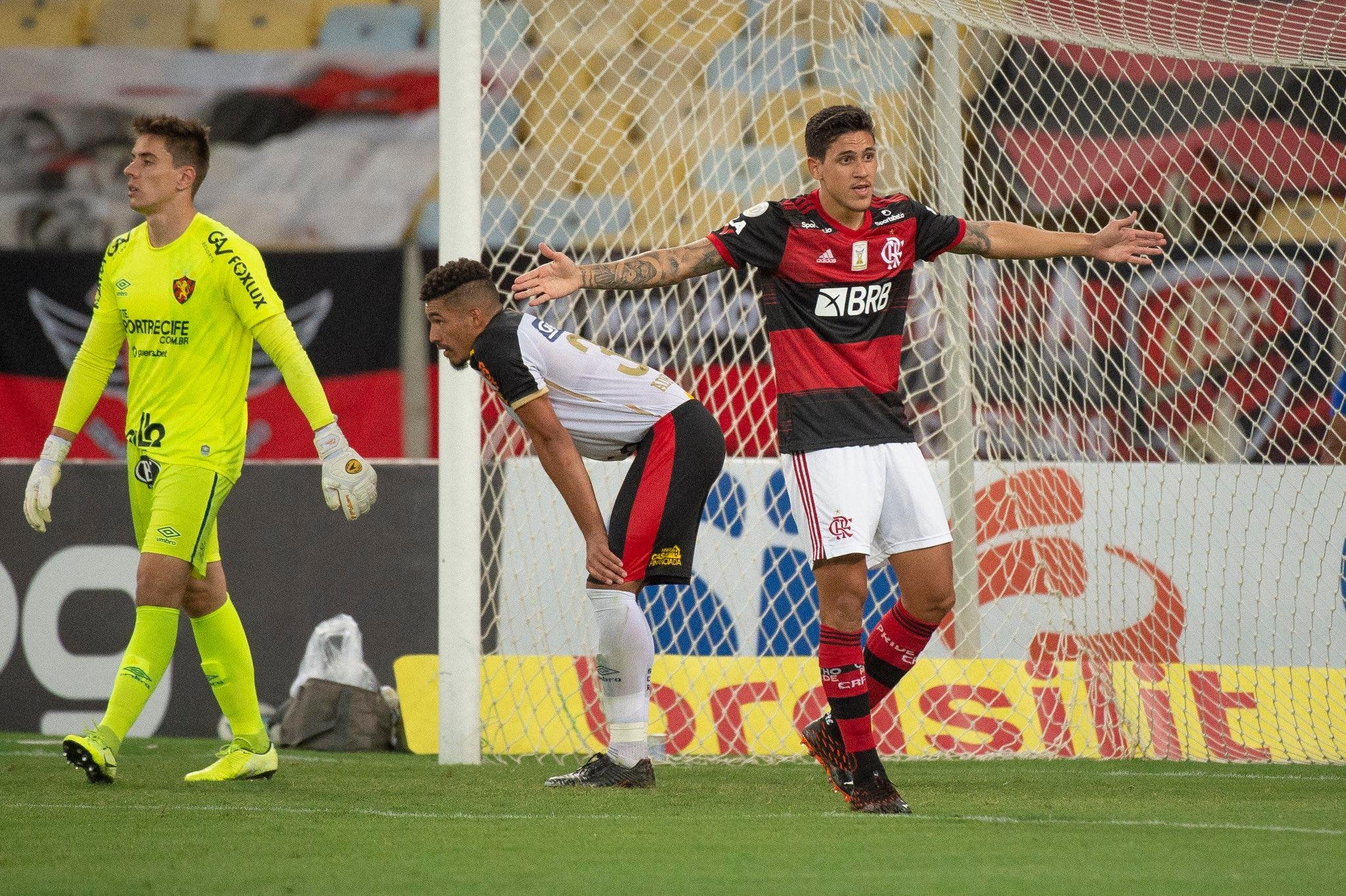 Pedro marcou duas vezes na vit&oacute;ria do Flamengo sobre o Sport por 3 a 0