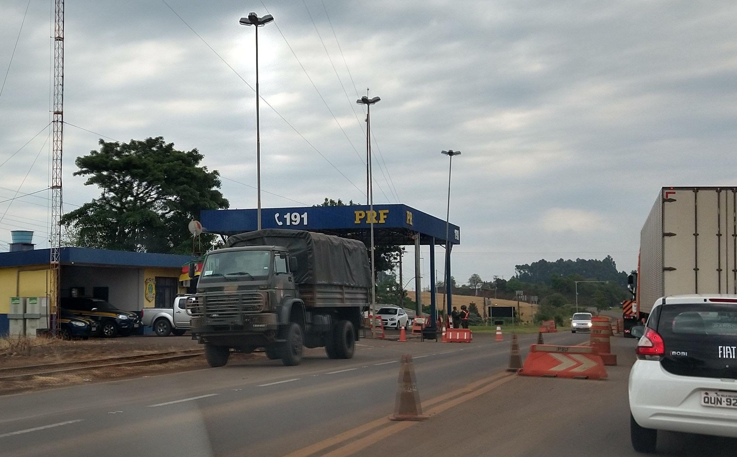 Opera&ccedil;&atilde;o do Ex&eacute;rcito visa coibir o tr&aacute;fico de drogas, de armas e o contrabando de produtos