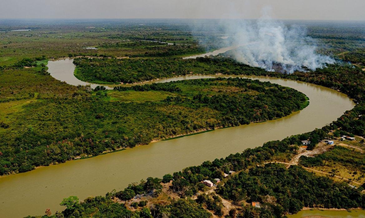 For&ccedil;a Nacional tenta conter inc&ecirc;ndios no Pantanal
