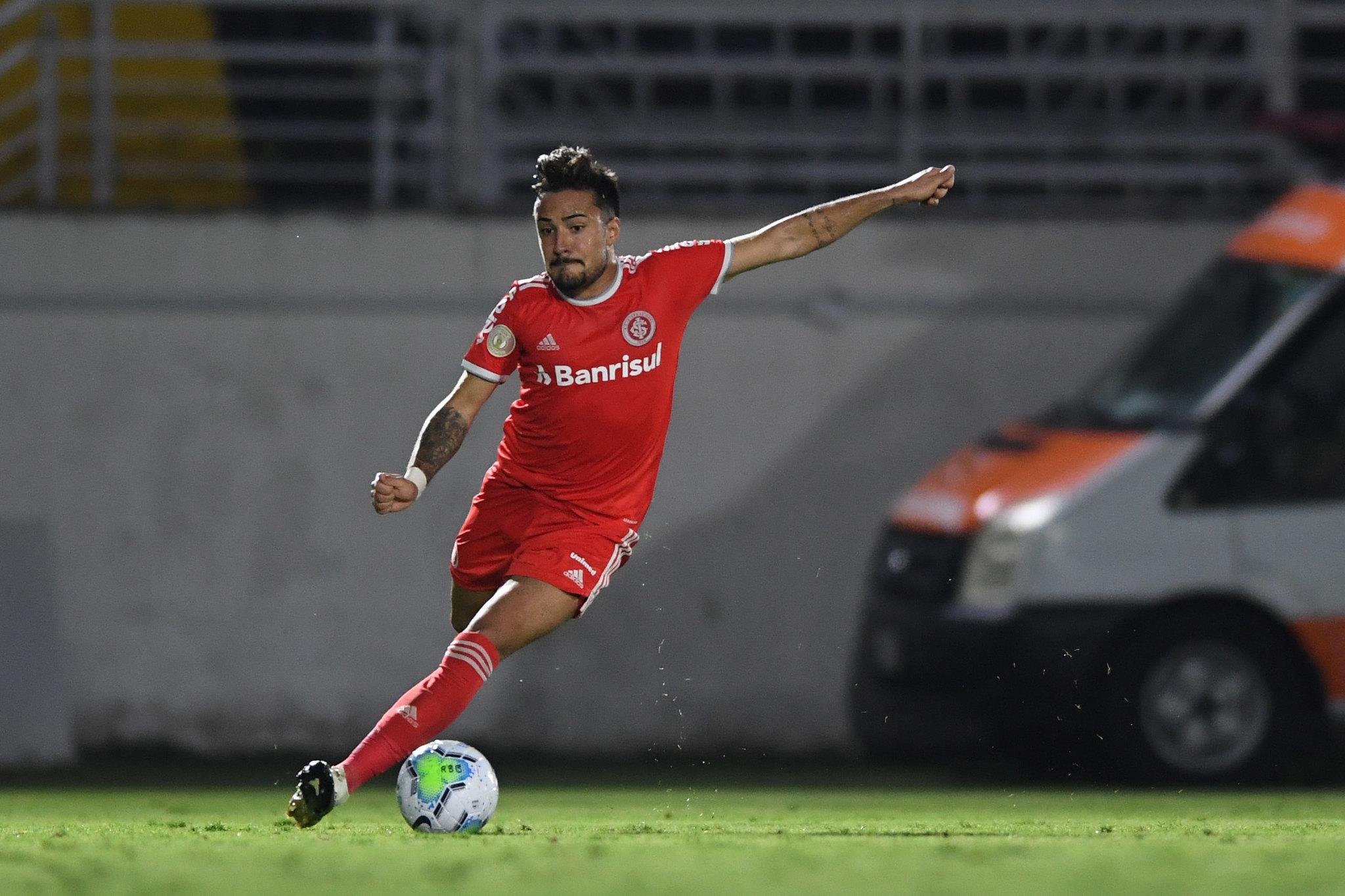Heitor deve ser titular mais uma vez pelo Inter