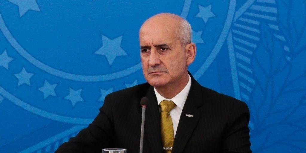 Ramos &eacute; o d&eacute;cimo ministro do governo federal a contrair a doen&ccedil;a