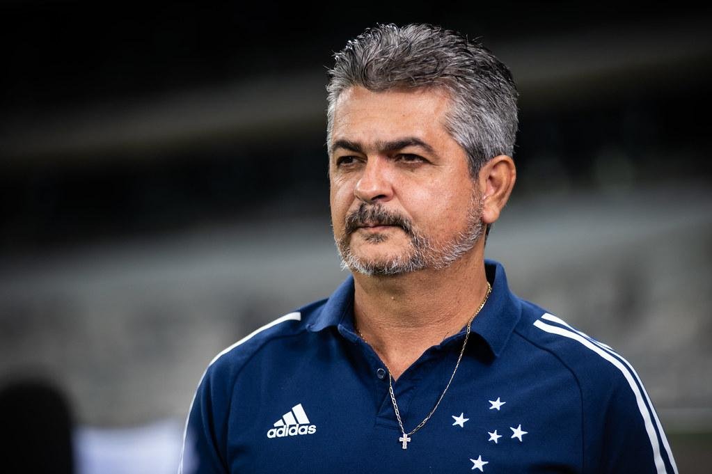 Ney Franco &eacute; o terceiro t&eacute;cnico demitido pela dire&ccedil;&atilde;o do Cruzeiro em 2020