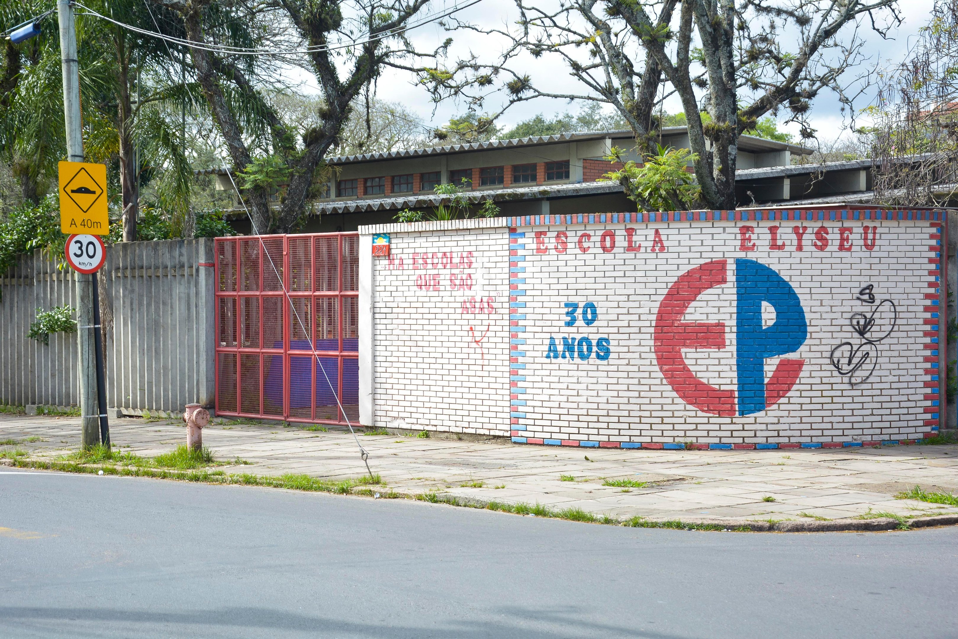 Retomada ficou para quarta-feira devido a antecipa&ccedil;&atilde;o do feriado do Dia do Professor